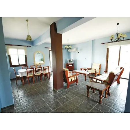 Beautiful In Pegia-paphos With Wifi 度假居 佩亚